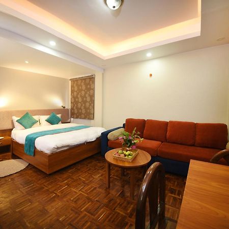 Mums Homestay & Studio Apartments カトマンズ エクステリア 写真