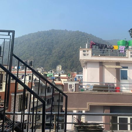 Mums Homestay & Studio Apartments カトマンズ エクステリア 写真
