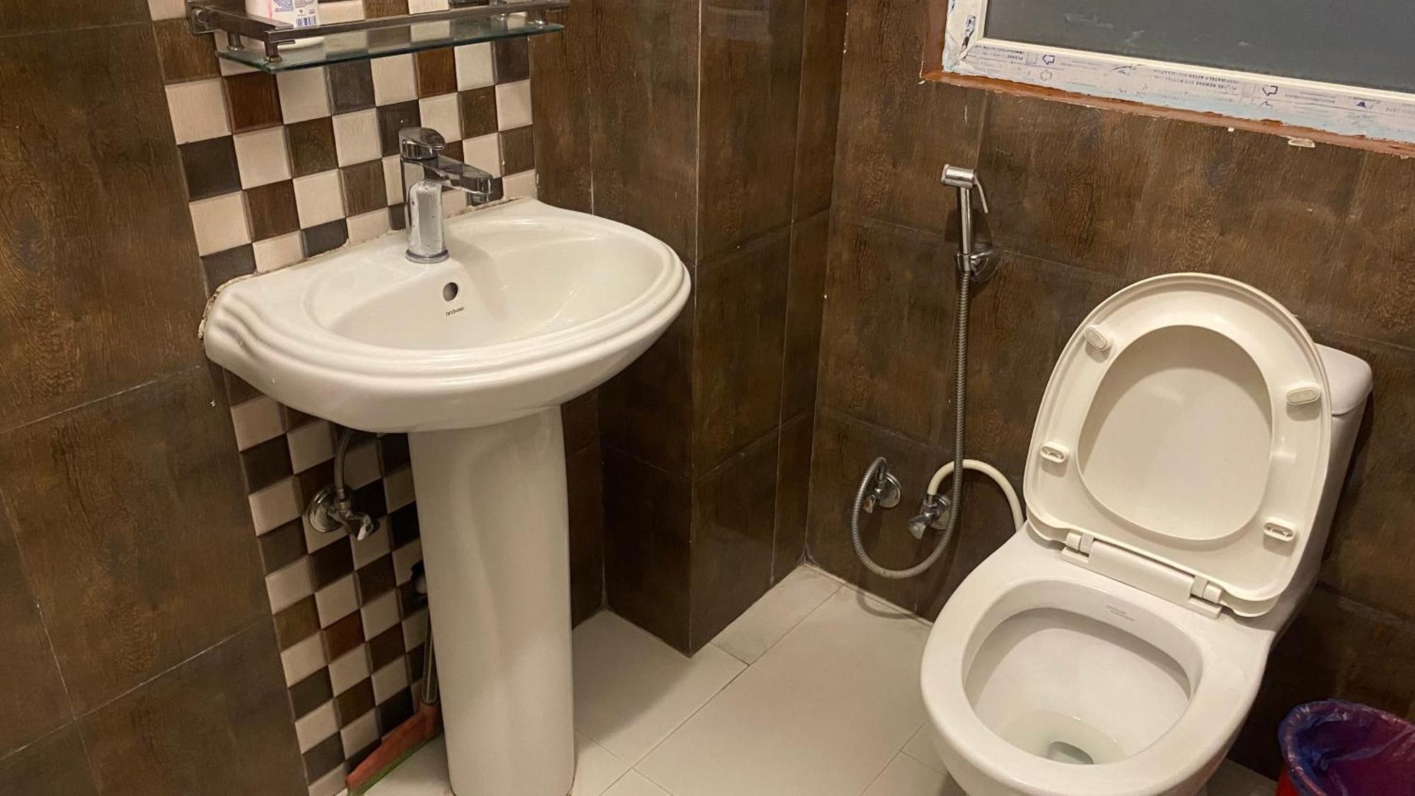 Mums Homestay & Studio Apartments カトマンズ エクステリア 写真