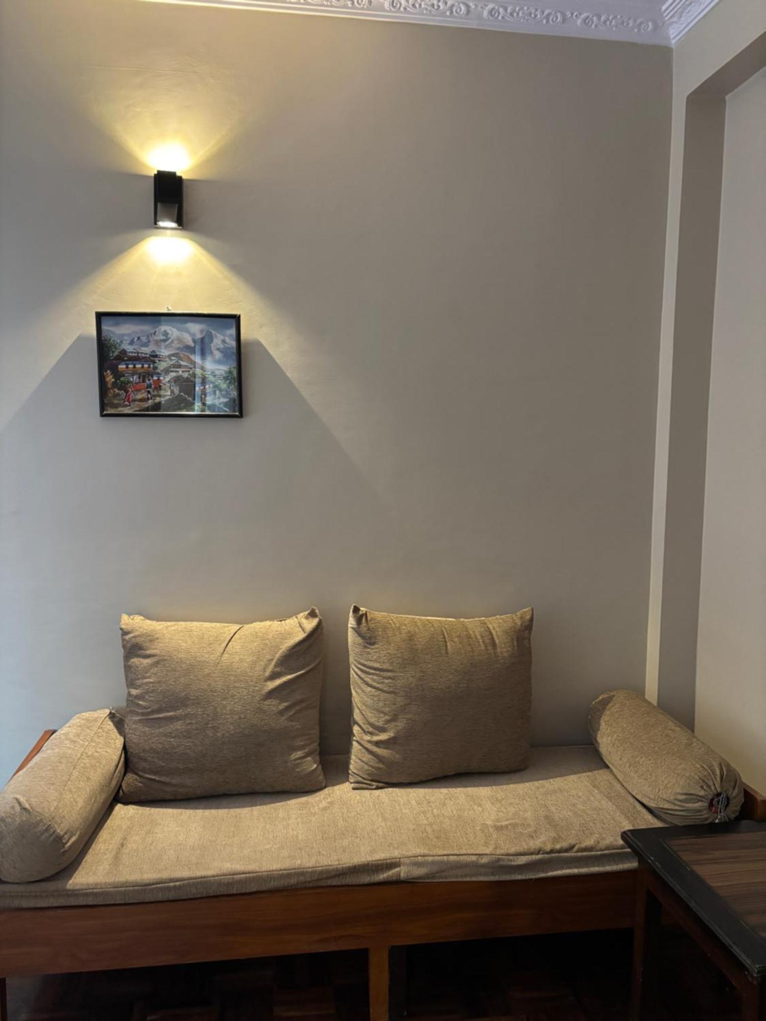 Mums Homestay & Studio Apartments カトマンズ エクステリア 写真